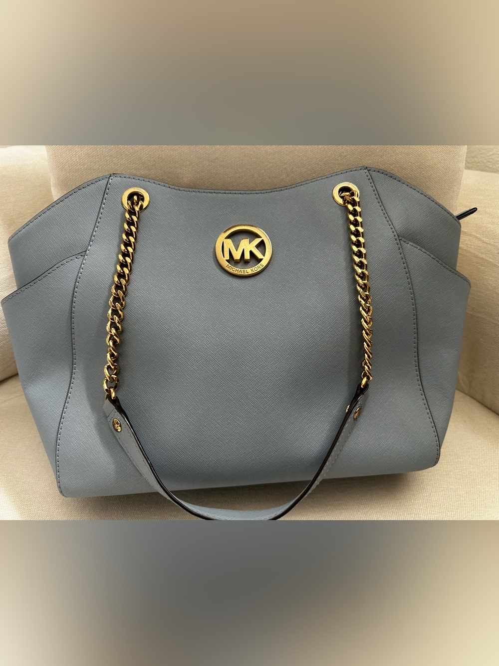 Michael Kors Light Gray Saffiano Tote with Gold Chain